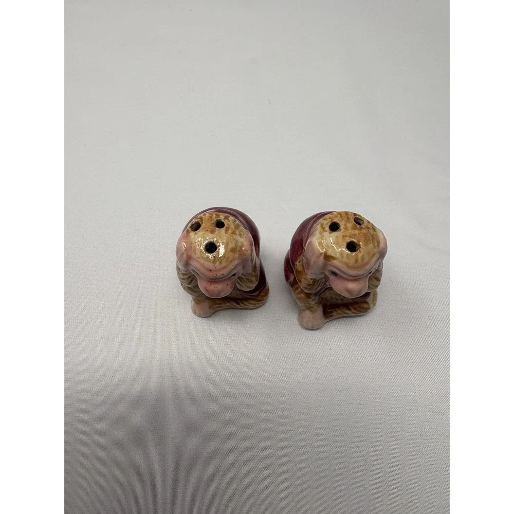 Vintage‎ Hear No Evil Monkey Salt & Pepper Shakers Mini Ceramic Hand Painted